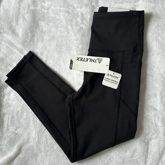 PLUS - TUMMY CONTROL HIGH RISE STRAIGHT JEANS: 18 (33)